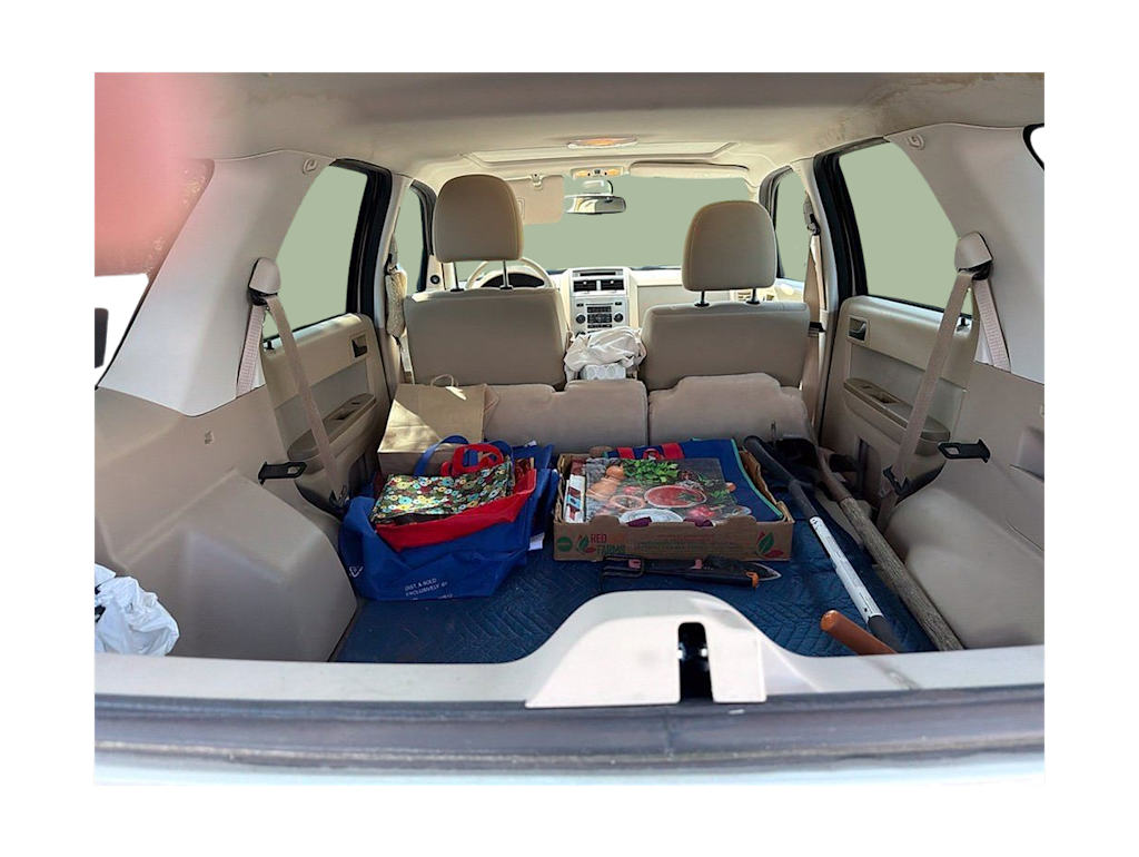 Thumbnail: 2011 Ford Escape - 9