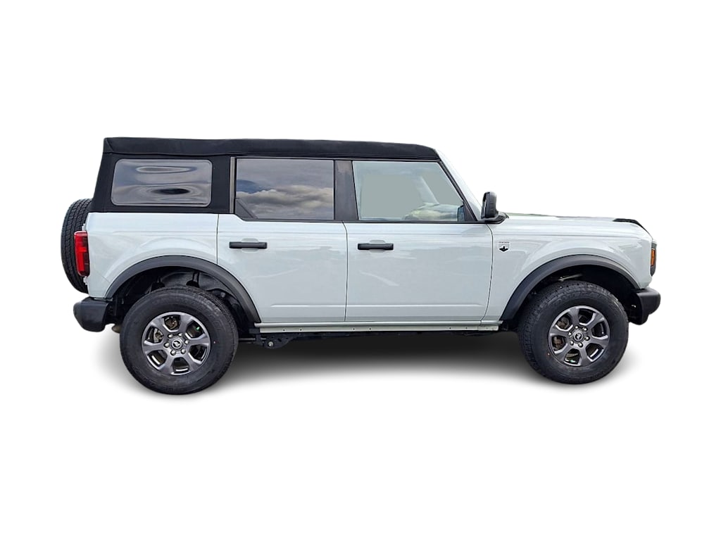 Thumbnail: 2023 Ford Bronco - 17