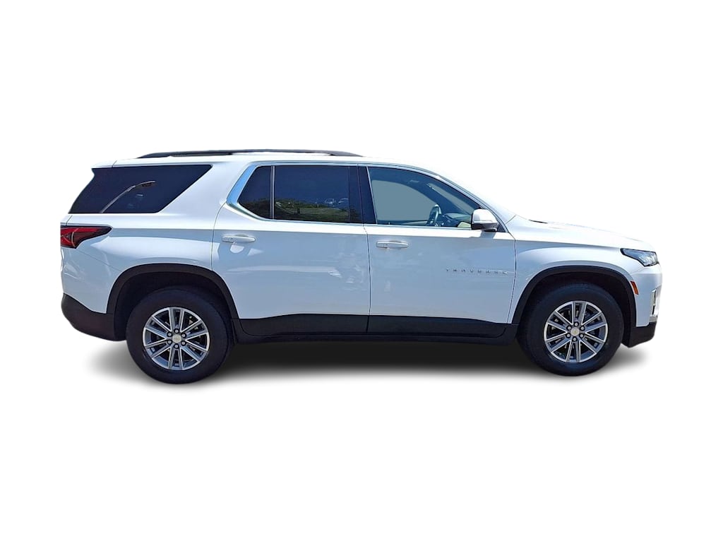 Thumbnail: 2023 Chevrolet Traverse - 16