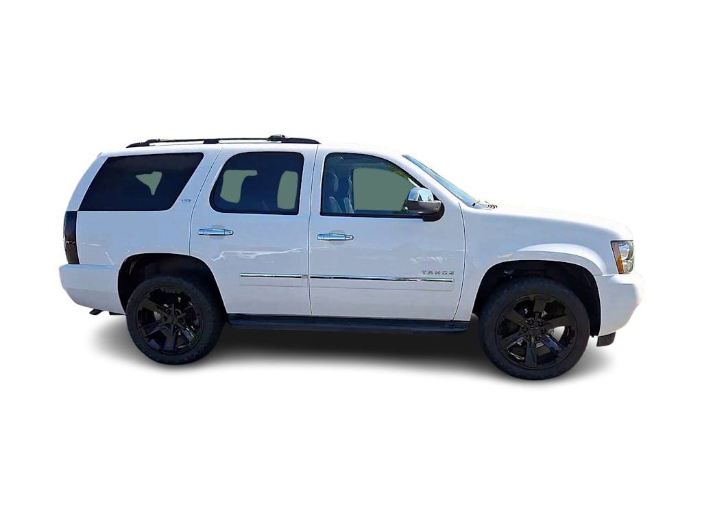 2014 Chevrolet Tahoe LTZ 16