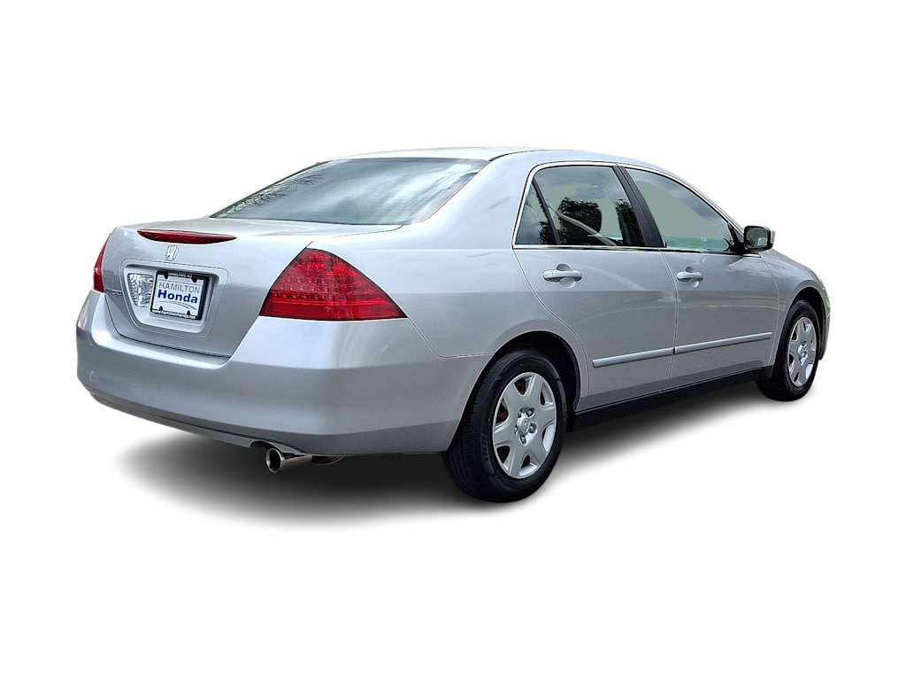 2007 Honda Accord LX 23