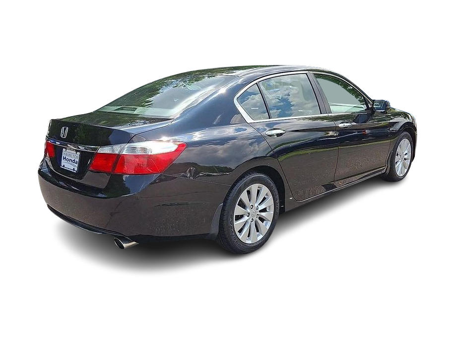 Thumbnail: 2015 Honda Accord - 16
