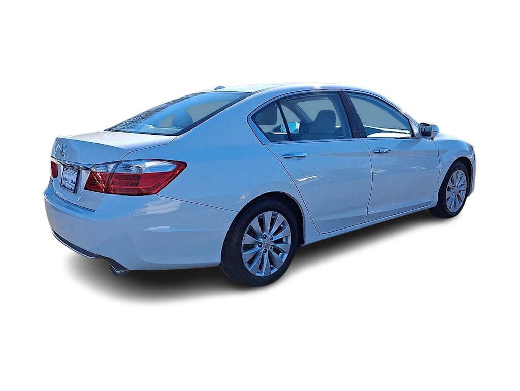 Thumbnail: 2015 Honda Accord - 17