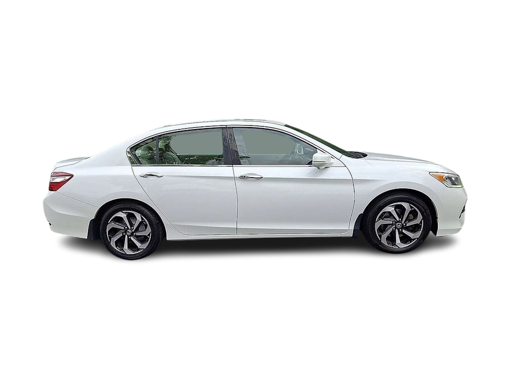 Thumbnail: 2016 Honda Accord - 16
