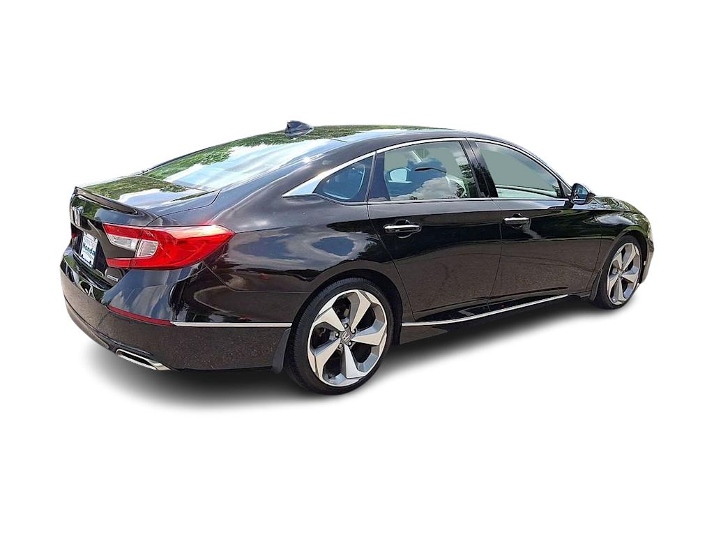 Thumbnail: 2018 Honda Accord - 17