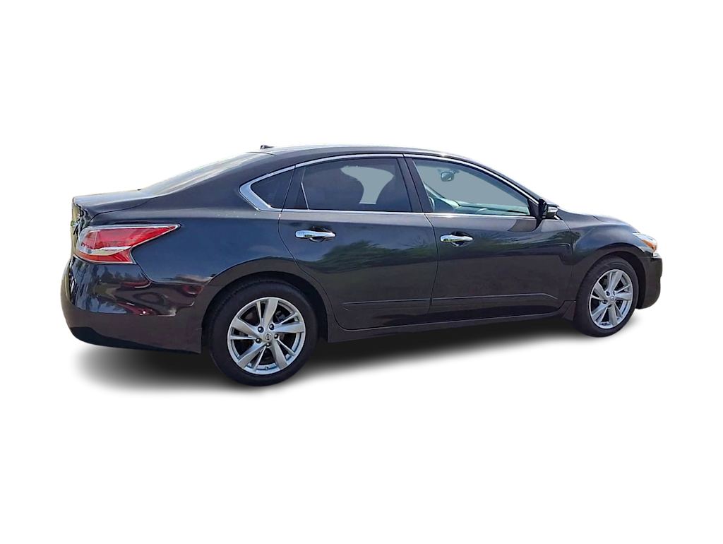 2015 Nissan Altima SL 18