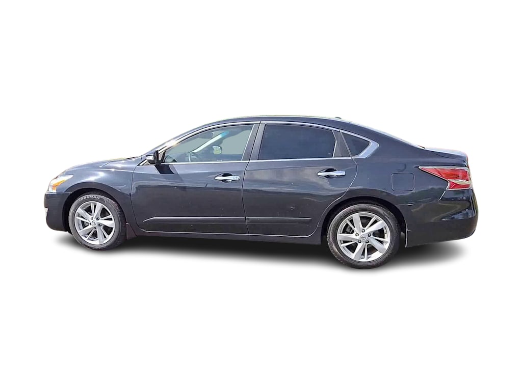 2015 Nissan Altima SL 16