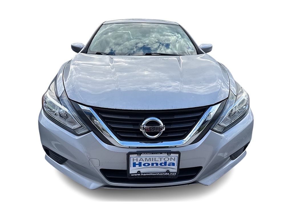 Thumbnail: 2017 Nissan Altima - 5