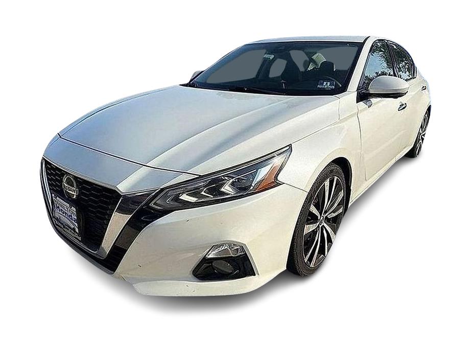 Used 2019 Nissan Altima Platinum with VIN 1N4BL4FV0KC101198 for sale in Casper, WY