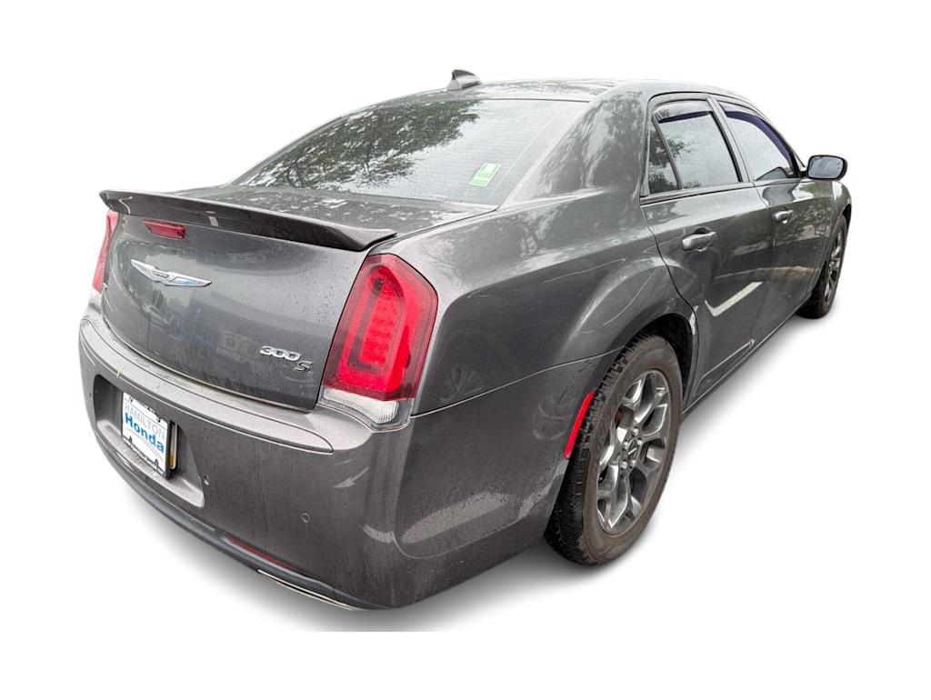 Thumbnail: 2015 Chrysler 300 - 16