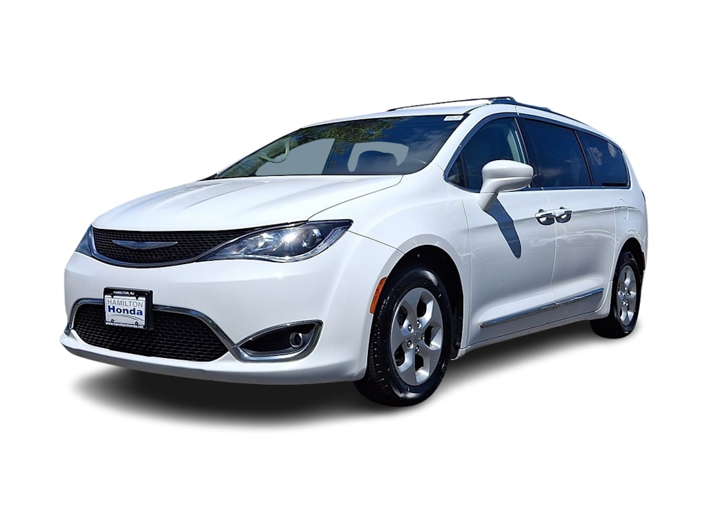 Used 2017 Chrysler Pacifica Touring-L Plus with VIN 2C4RC1EG5HR763370 for sale in Casper, WY