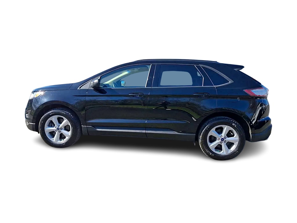 2017 Ford Edge SE 16