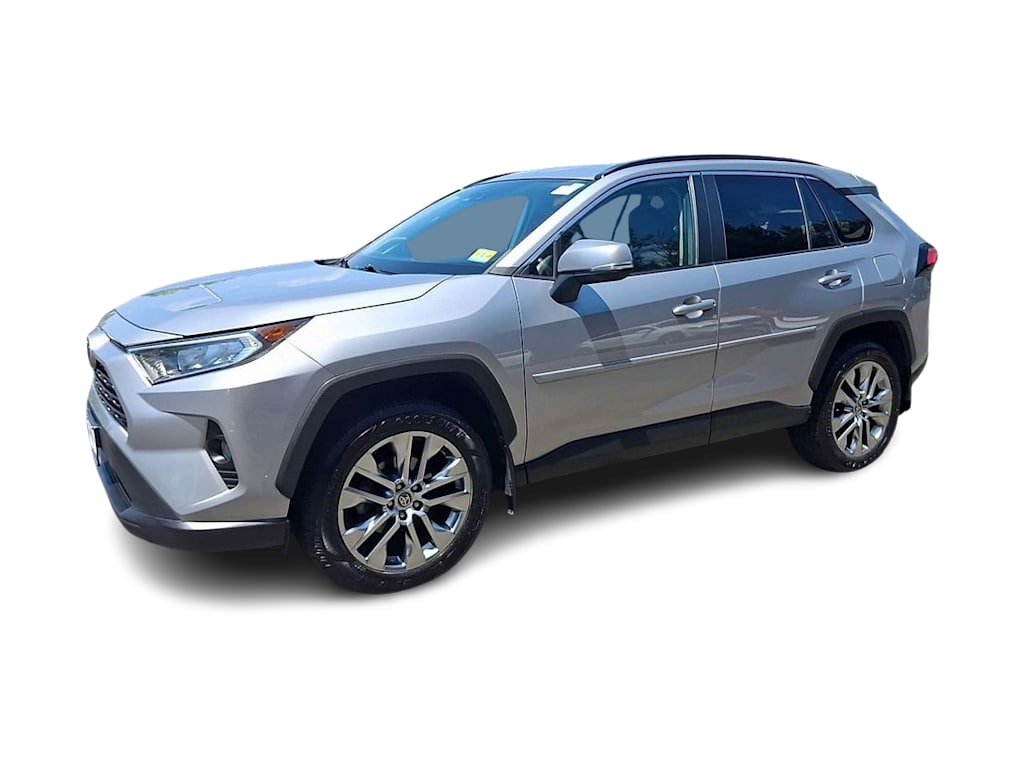Thumbnail: 2021 Toyota RAV4 - 3