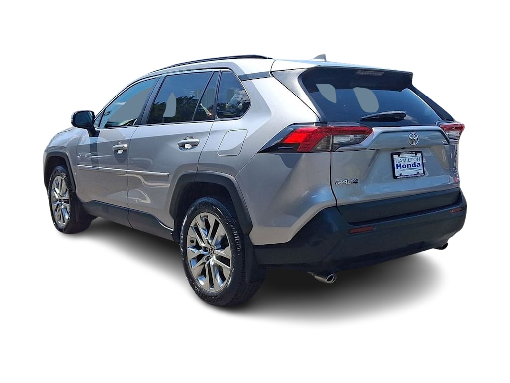 Thumbnail: 2021 Toyota RAV4 - 23