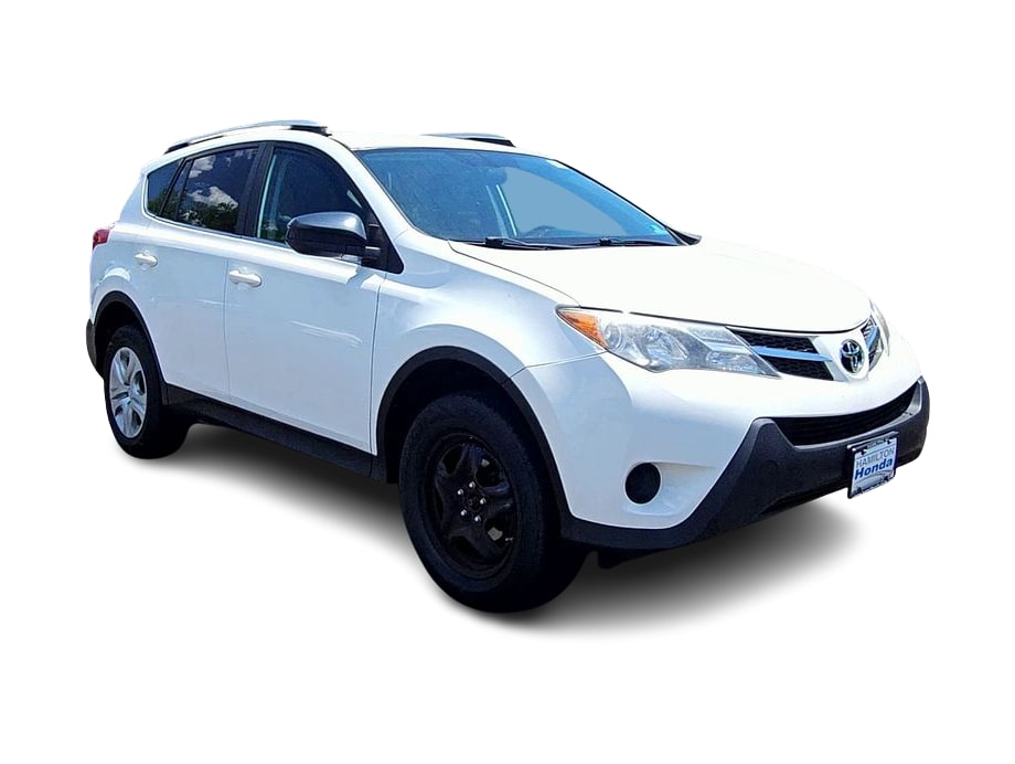 Thumbnail: 2015 Toyota RAV4 - 17