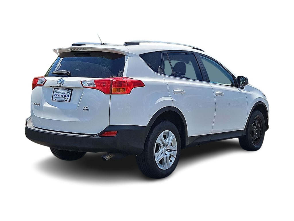 Thumbnail: 2015 Toyota RAV4 - 32