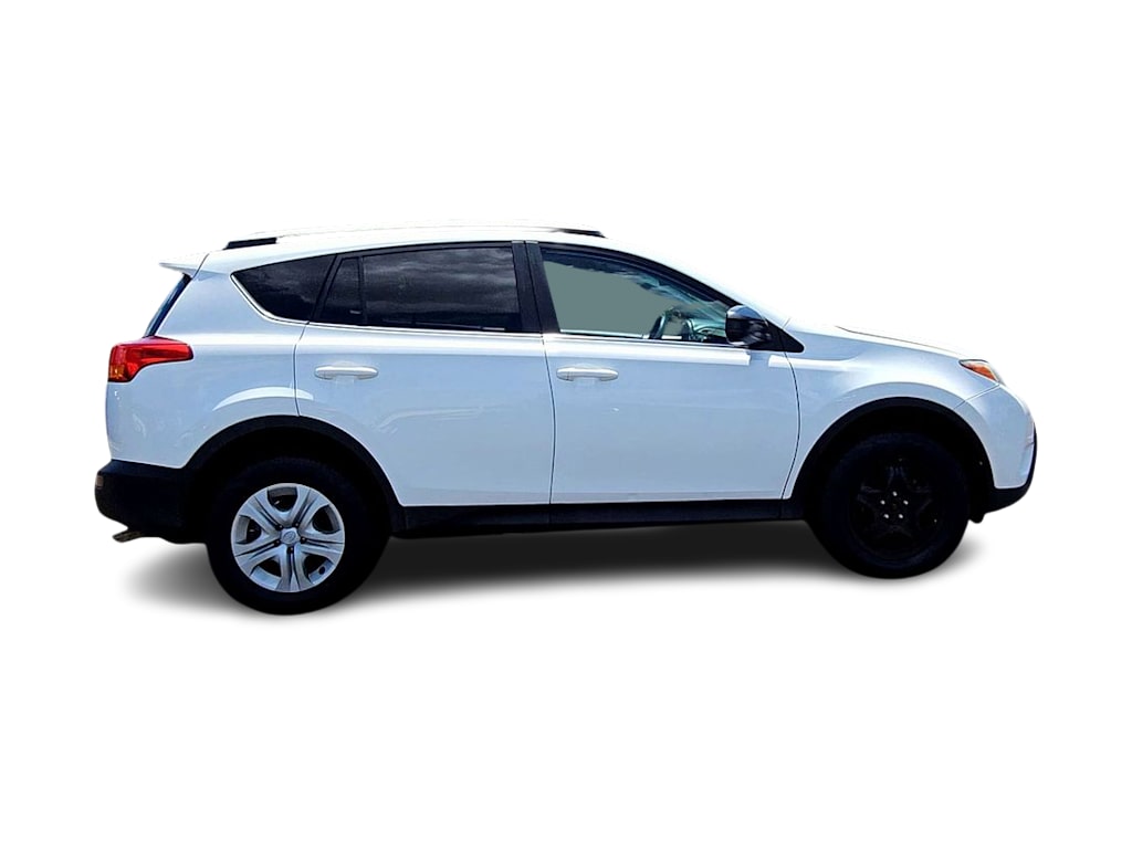 Thumbnail: 2015 Toyota RAV4 - 21