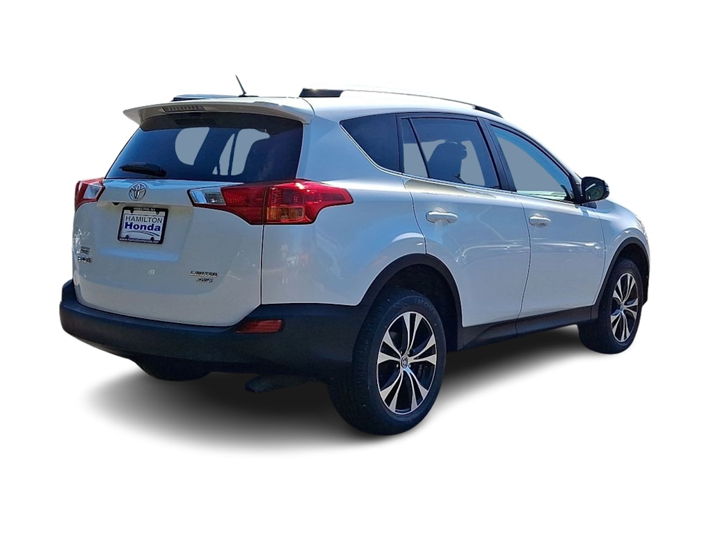 Thumbnail: 2015 Toyota RAV4 - 25