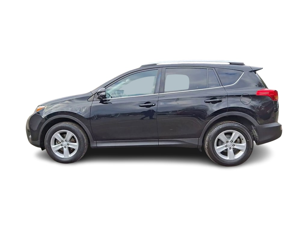 2013 Toyota RAV4 XLE 15