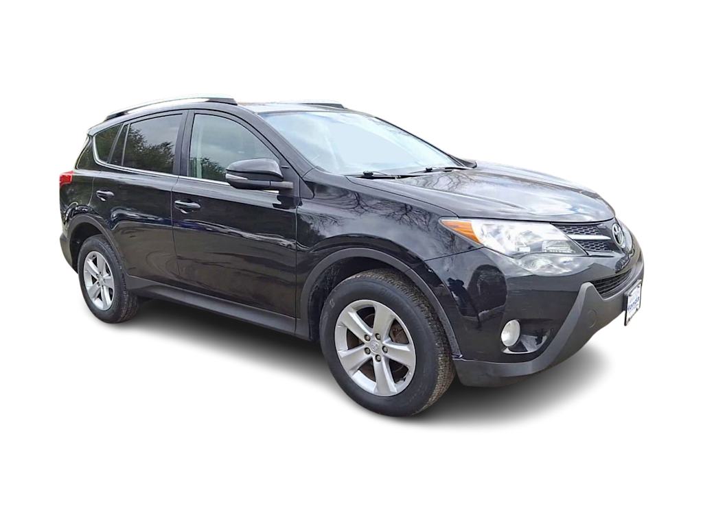 2013 Toyota RAV4 XLE 14