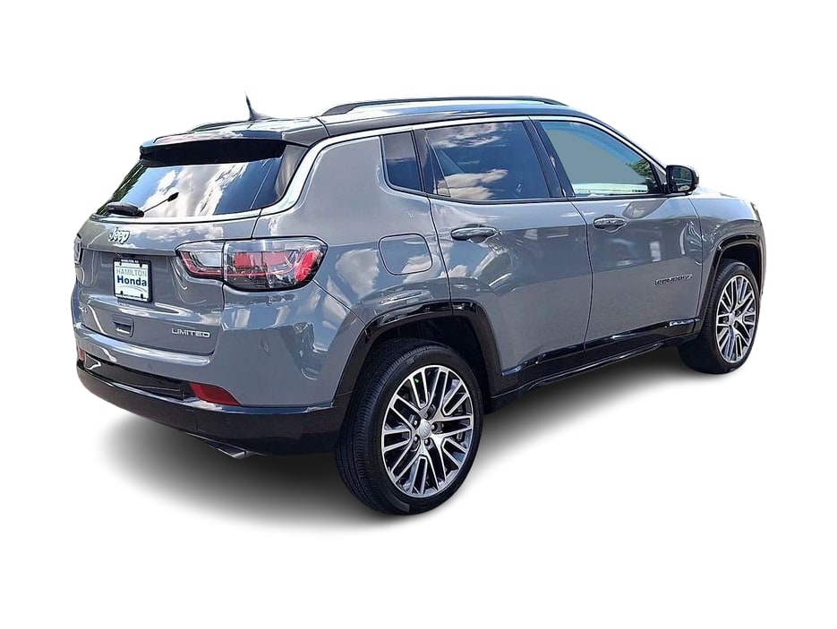 Thumbnail: 2022 Jeep Compass - 15