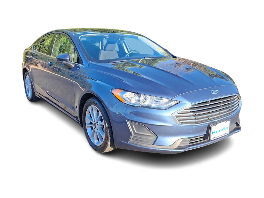 2019 Ford Fusion SE 13