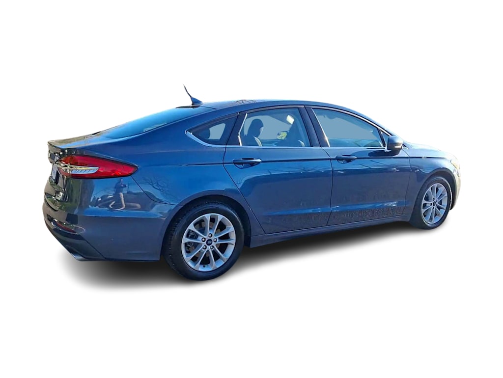 2019 Ford Fusion SE 15