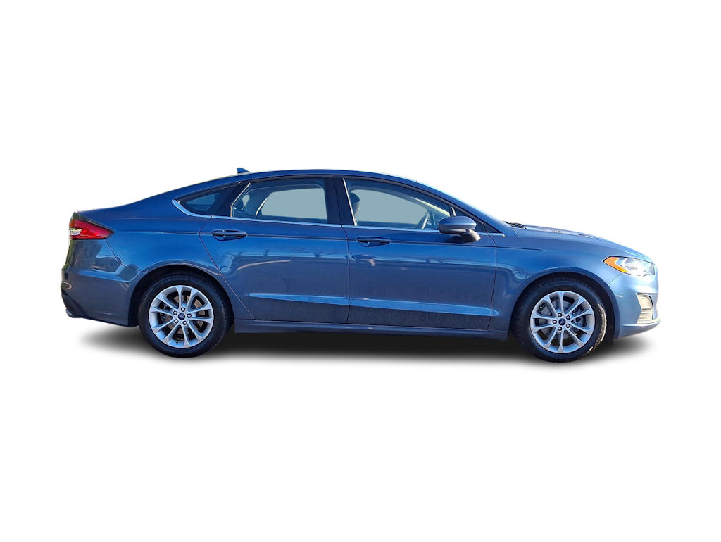 2019 Ford Fusion SE 23