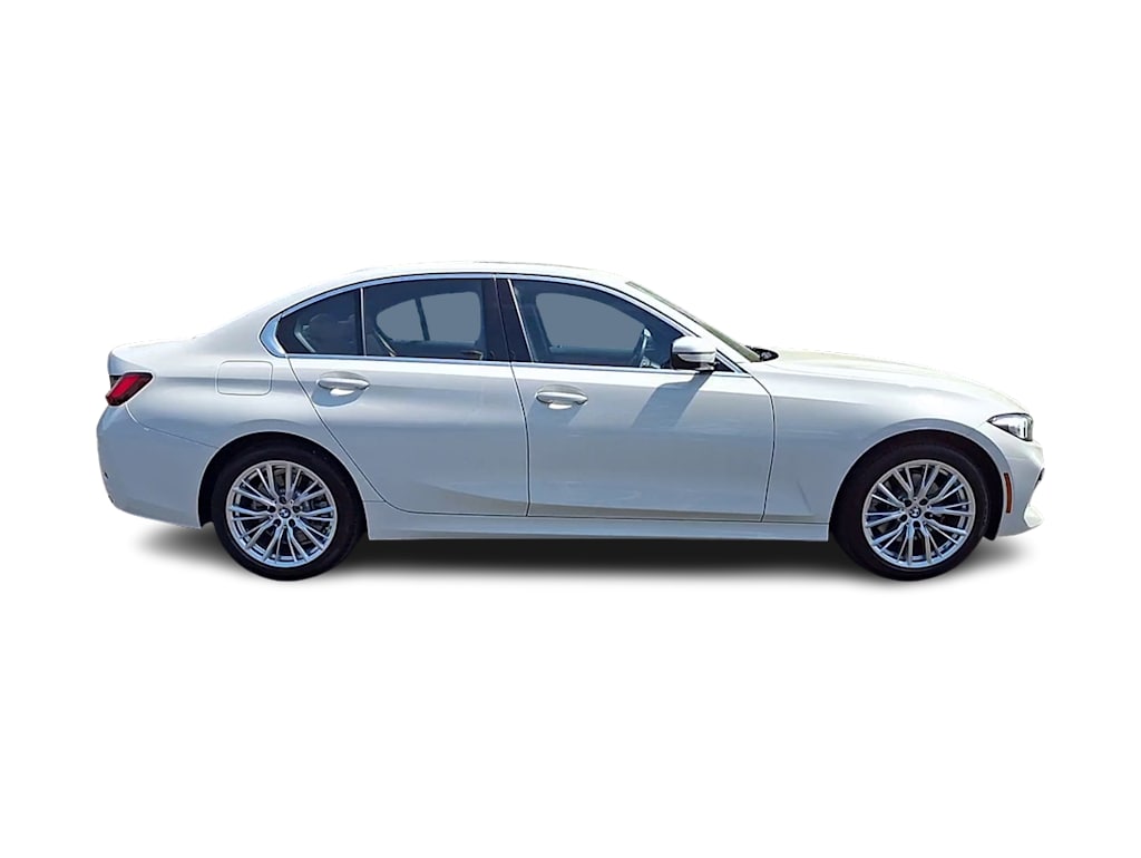 2024 BMW 3 Series 330xi 17