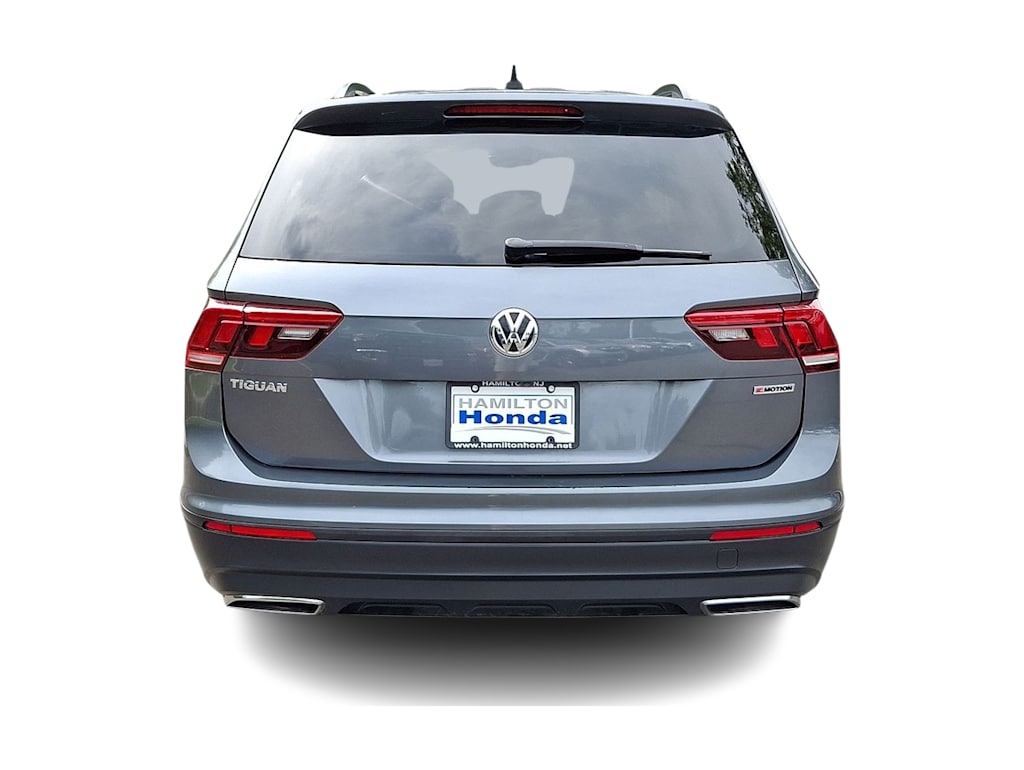 Thumbnail: 2021 Volkswagen Tiguan - 24