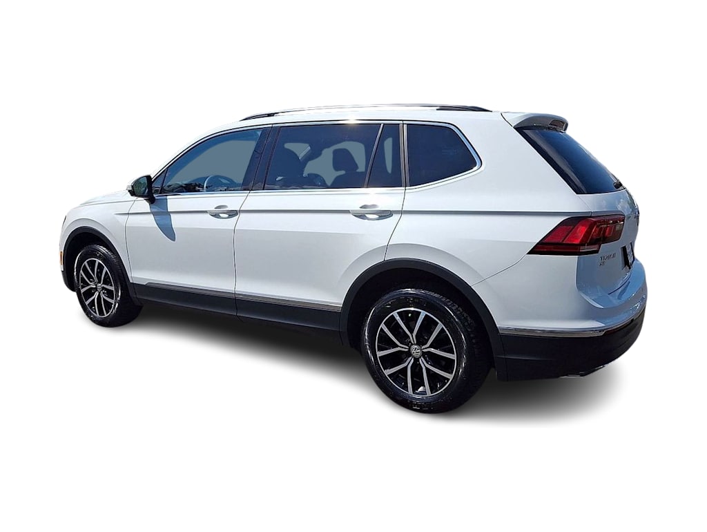 Thumbnail: 2021 Volkswagen Tiguan - 4