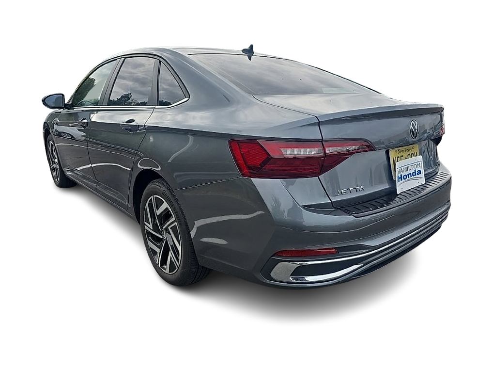 Thumbnail: 2023 Volkswagen Jetta - 3