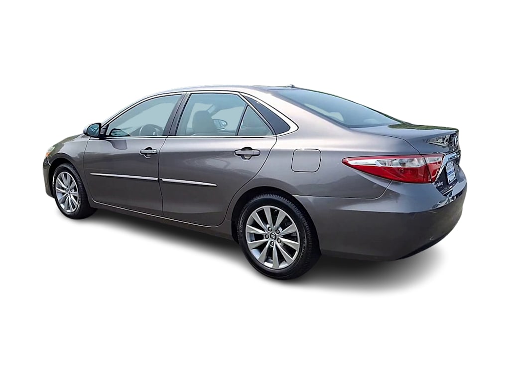 Thumbnail: 2017 Toyota Camry - 4