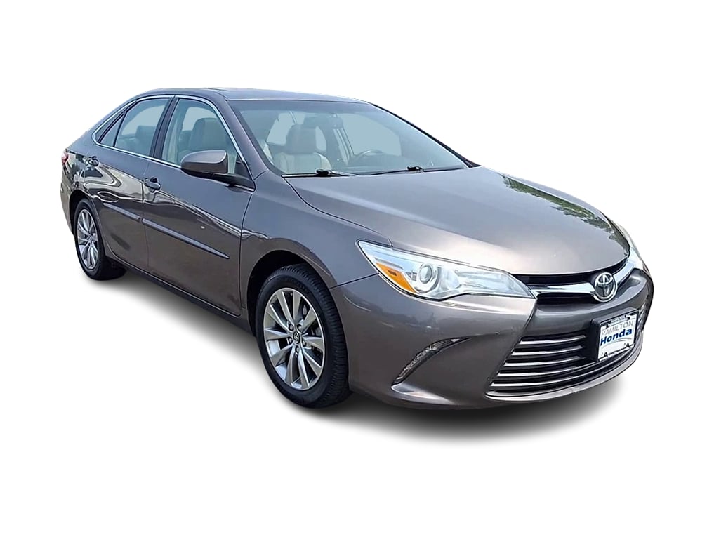 Thumbnail: 2017 Toyota Camry - 14