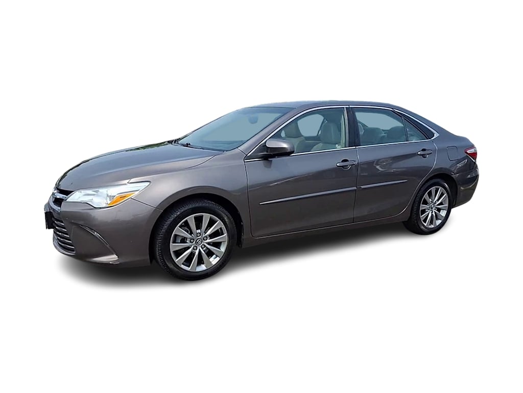 Thumbnail: 2017 Toyota Camry - 3