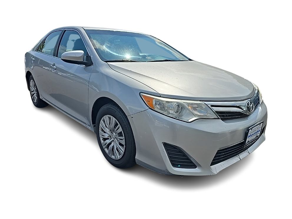 Thumbnail: 2012 Toyota Camry - 10