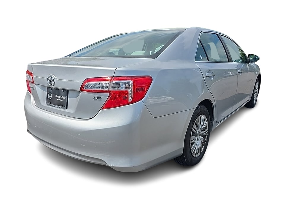 Thumbnail: 2012 Toyota Camry - 11