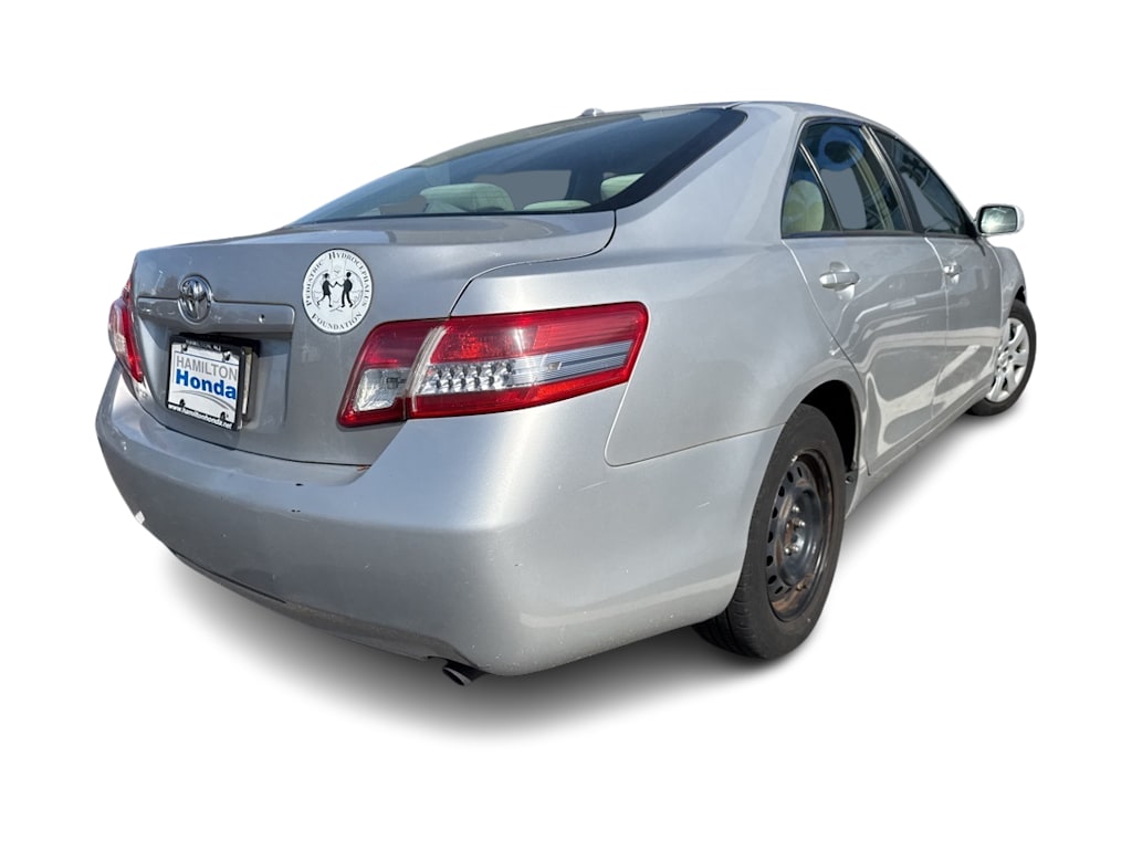 Thumbnail: 2010 Toyota Camry - 11