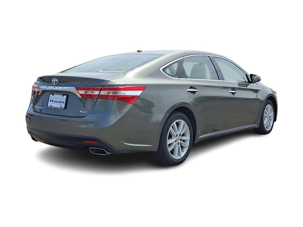 2014 Toyota Avalon XLE 22