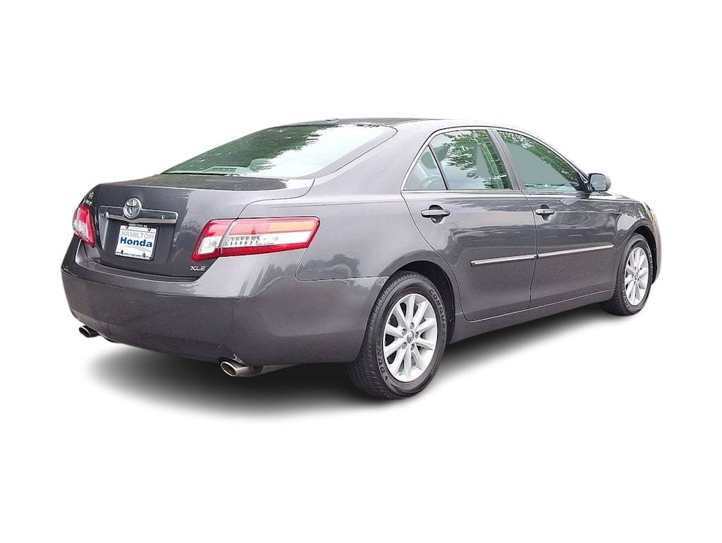 Thumbnail: 2010 Toyota Camry - 25