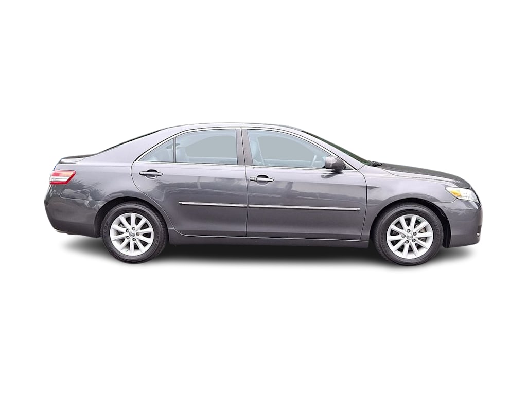 Thumbnail: 2010 Toyota Camry - 26