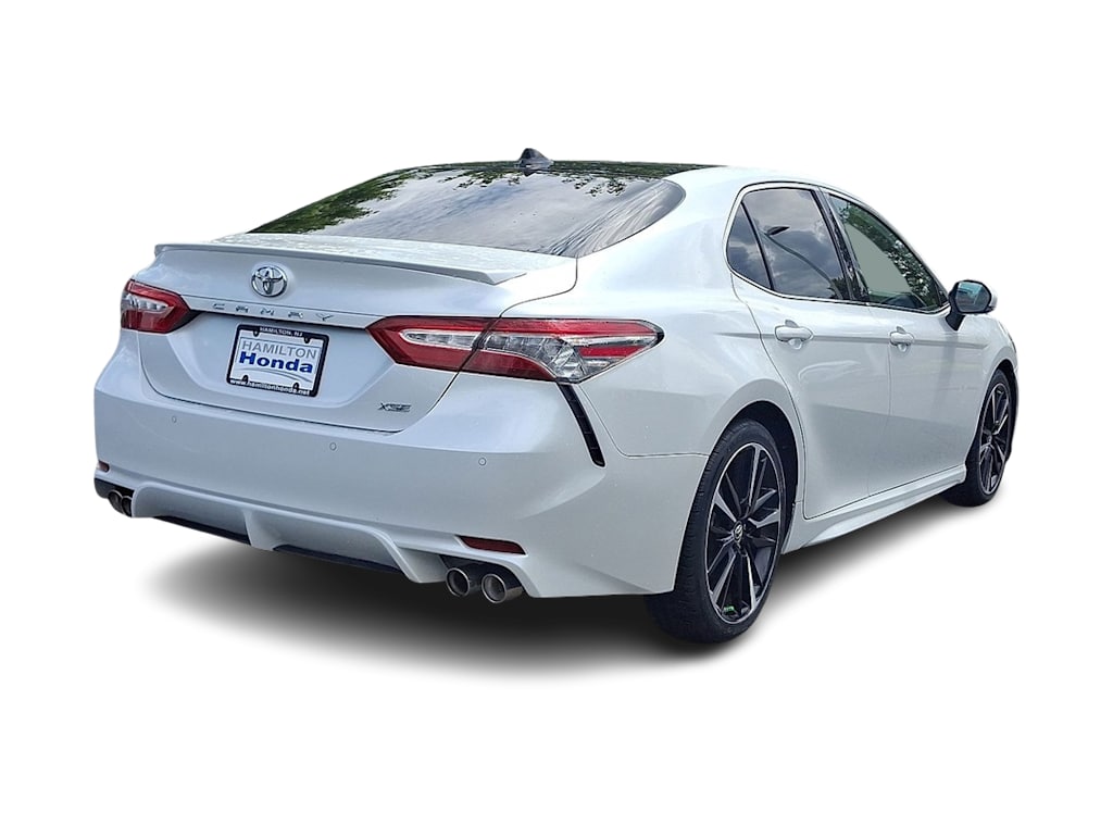 Thumbnail: 2019 Toyota Camry - 24