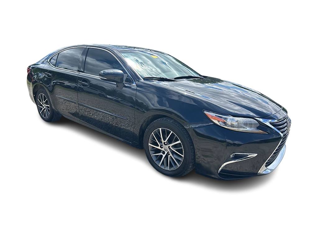 Thumbnail: 2017 Lexus ES - 13