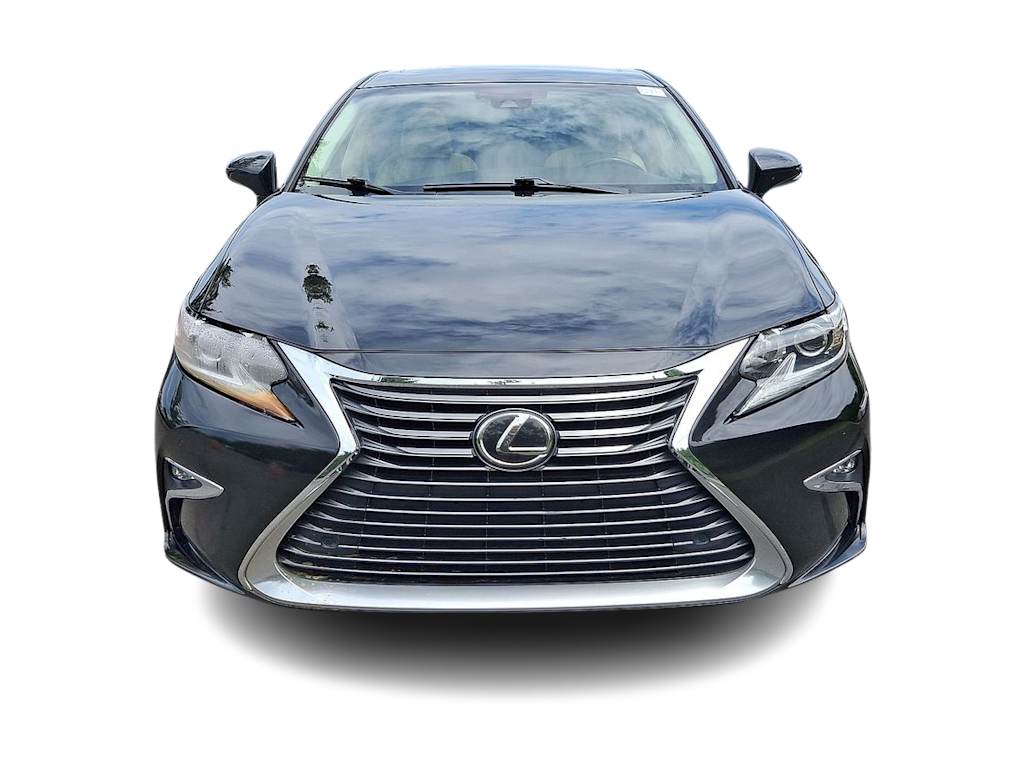 Thumbnail: 2017 Lexus ES - 28