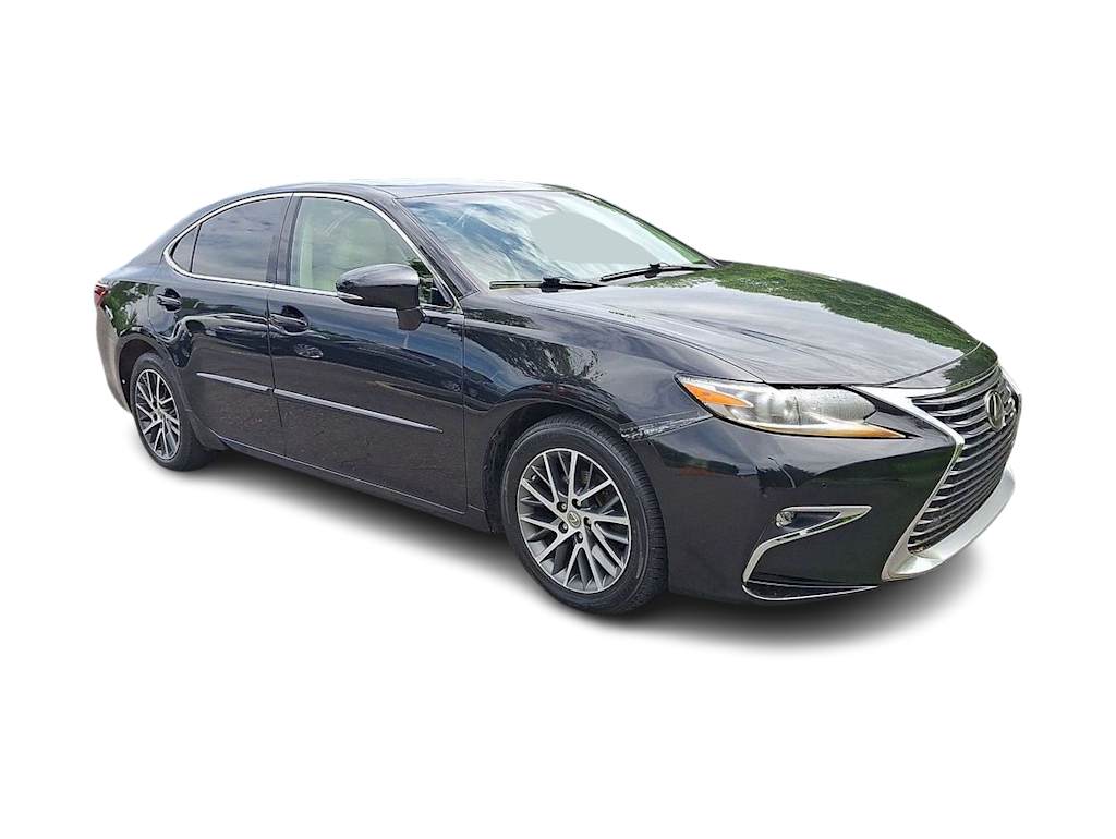 Thumbnail: 2017 Lexus ES - 14