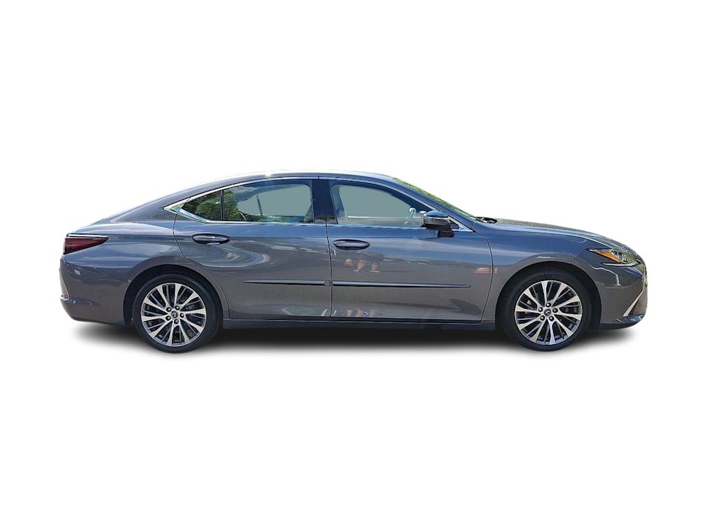 Thumbnail: 2019 Lexus ES - 26