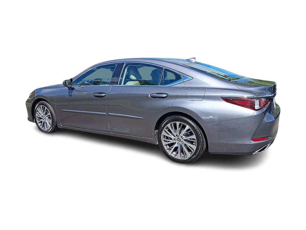 Thumbnail: 2019 Lexus ES - 16