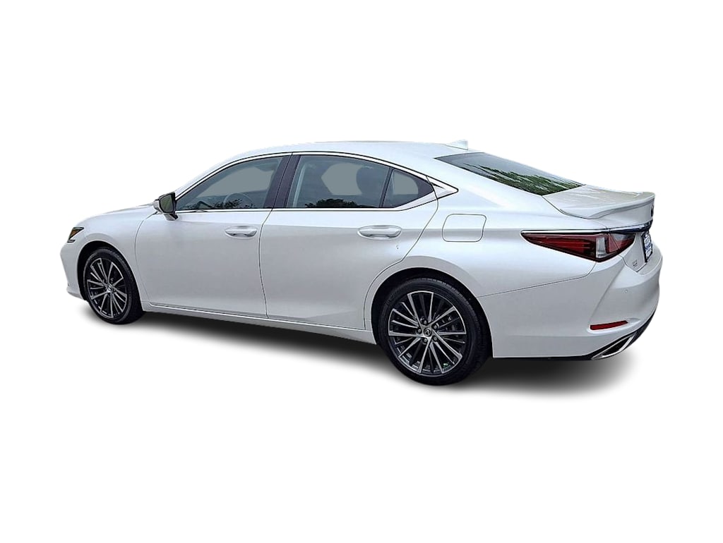 Thumbnail: 2023 Lexus ES - 16