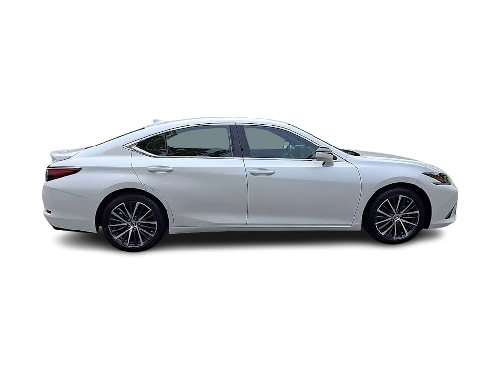 Thumbnail: 2023 Lexus ES - 18