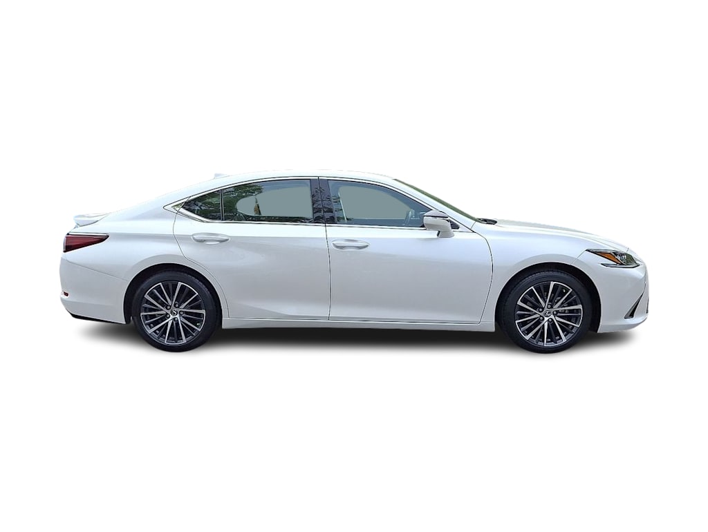 Thumbnail: 2023 Lexus ES - 26